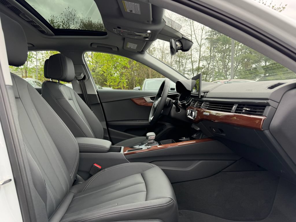 Used 2025 Audi A4 2.0T Premium AWD/4WD image 17