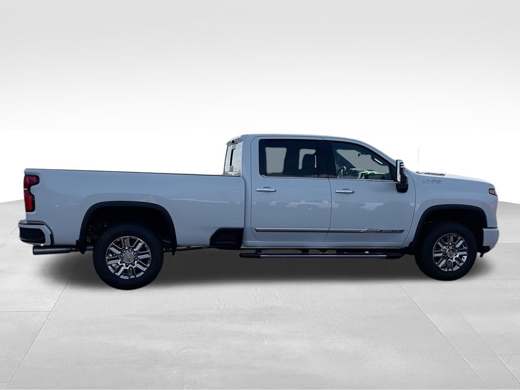 New 2026 Chevrolet Silverado 3500 High Country w/ High Country Premium Package AWD/4WD image 9