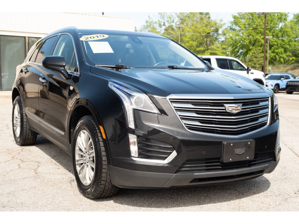 Used 2019 Cadillac XT5 Luxury image 36