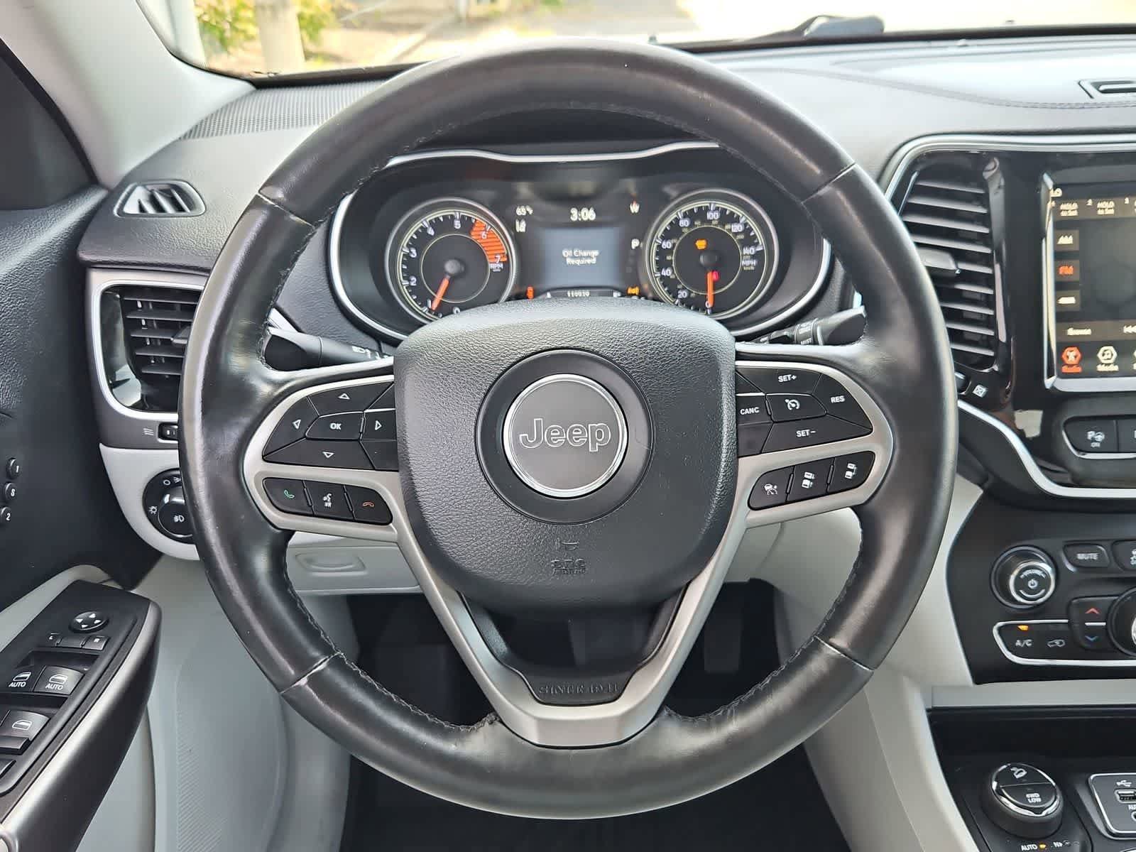 Used 2019 Jeep Cherokee Limited w/ Technology Group AWD/4WD image 23