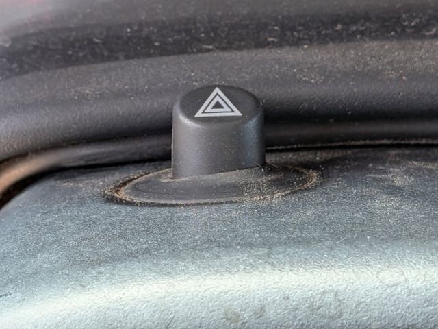 Used 2006 Jeep Wrangler SE image 32