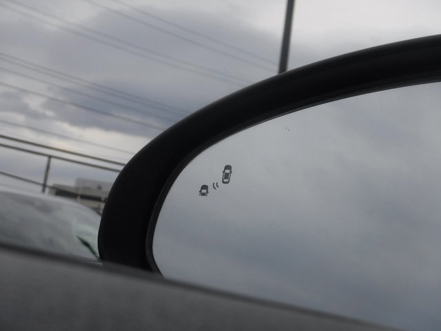 Used 2021 Kia K5 LXS image 23