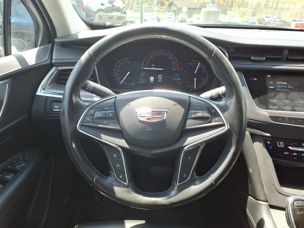 Used 2019 Cadillac XT5 Premium Luxury AWD/4WD image 23