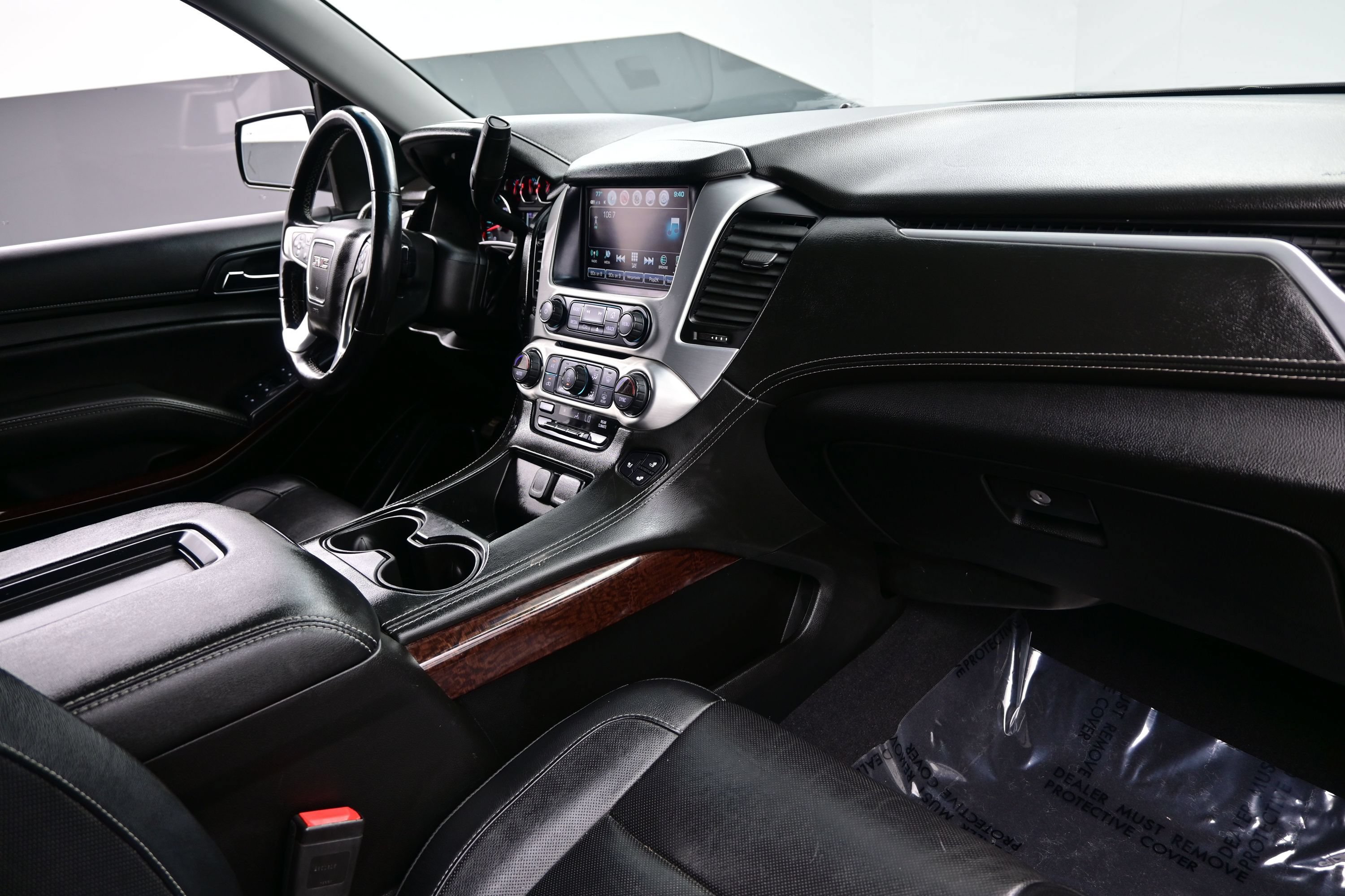 Used 2019 GMC Yukon SLT w/ Premium Edition AWD/4WD image 15