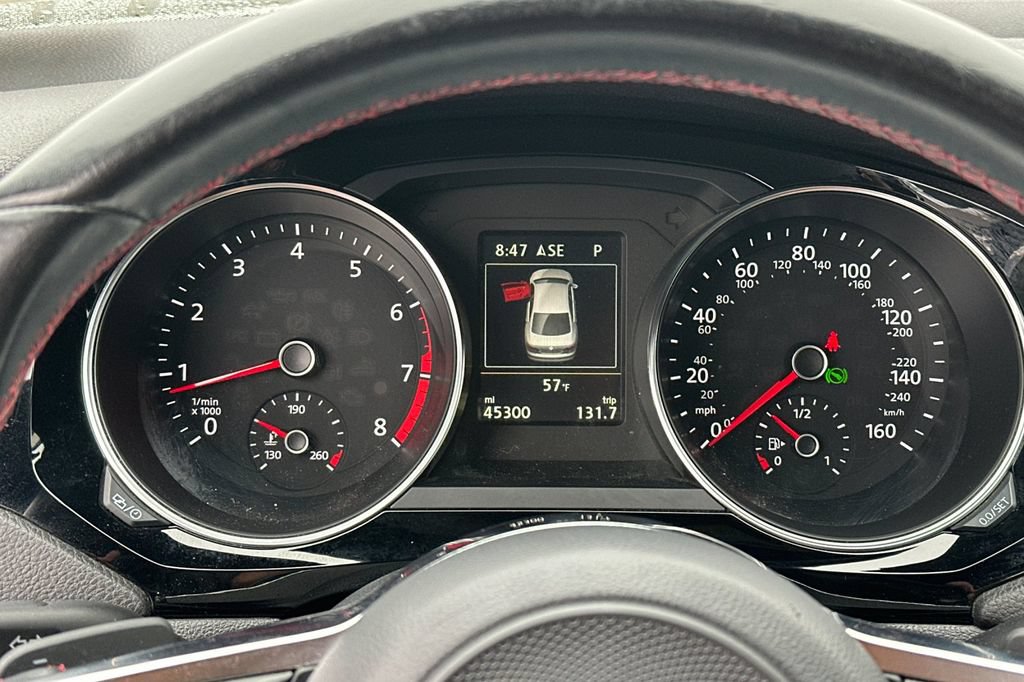 Used 2018 Volkswagen Jetta GLI FWD image 24