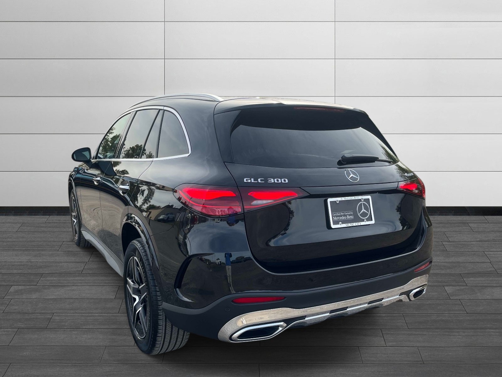 Certified 2026 Mercedes-Benz GLC 300 4MATIC image 5