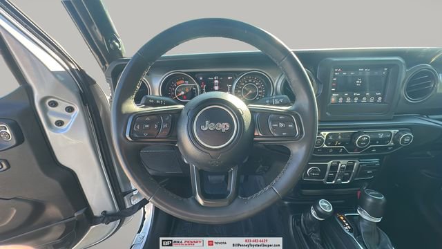 Used 2023 Jeep Gladiator Willys image 16