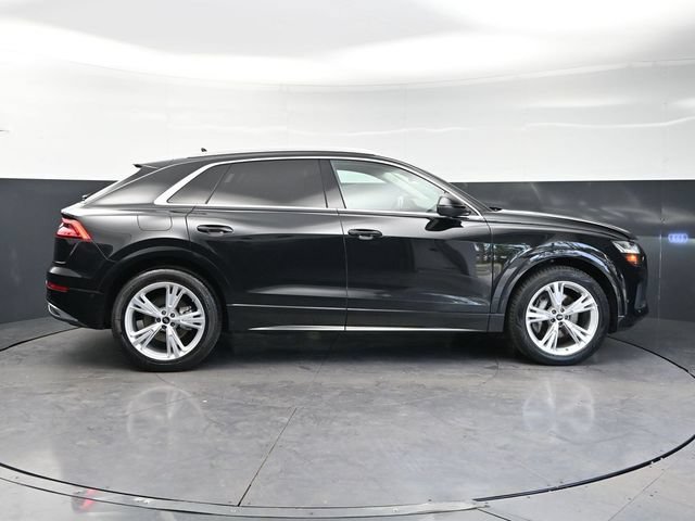 Used 2023 Audi Q8 Prestige AWD/4WD image 5