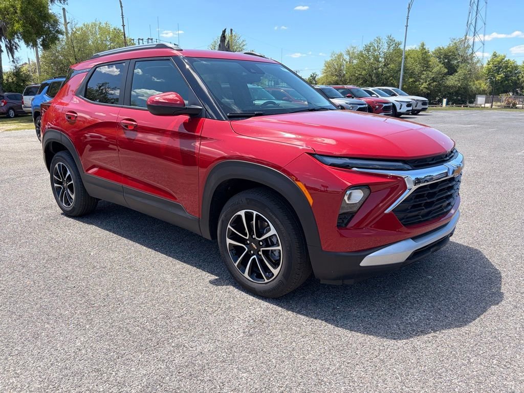 New 2026 Chevrolet TrailBlazer LT FWD image 2