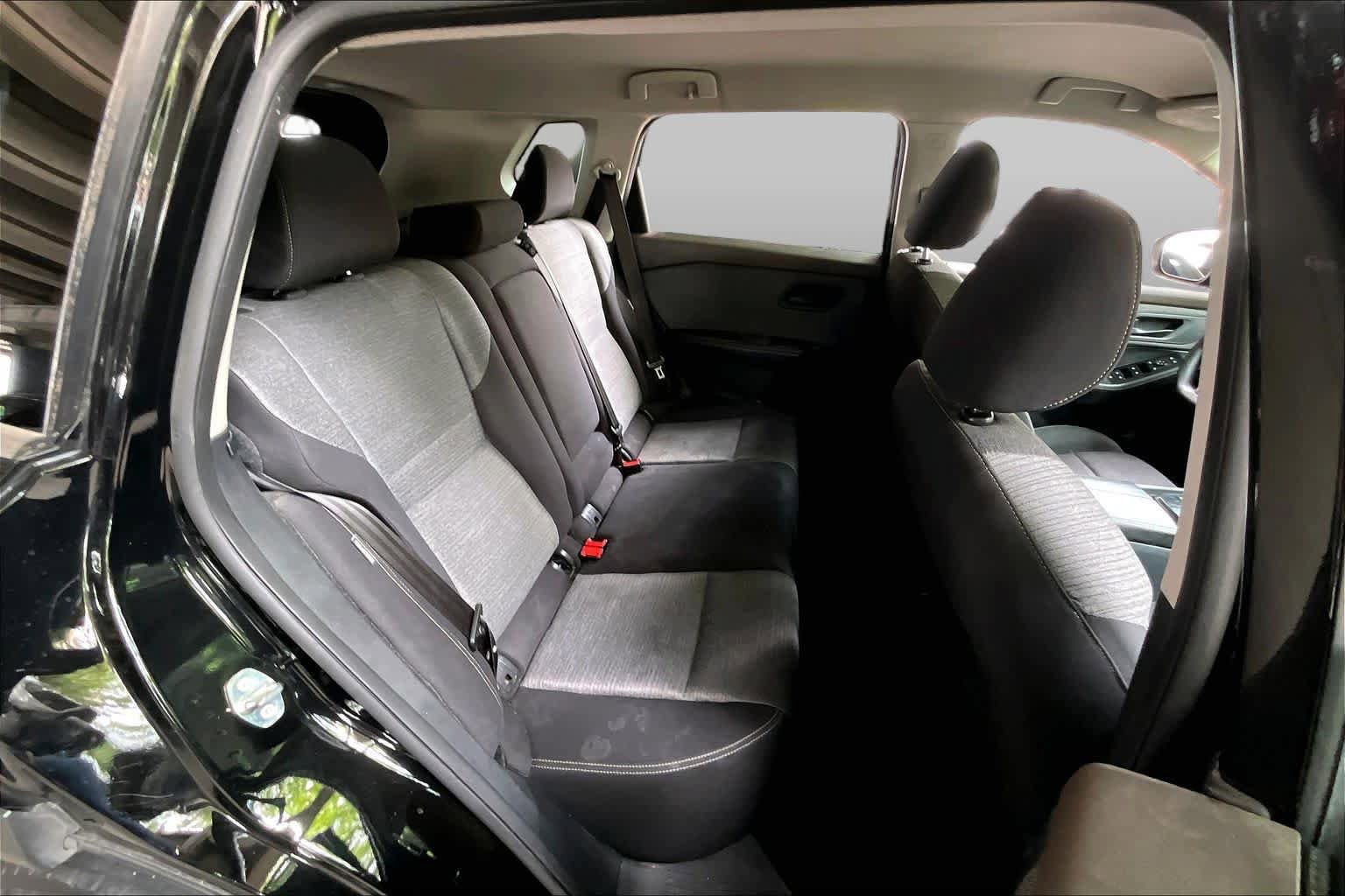 Used 2021 Nissan Rogue S FWD image 20