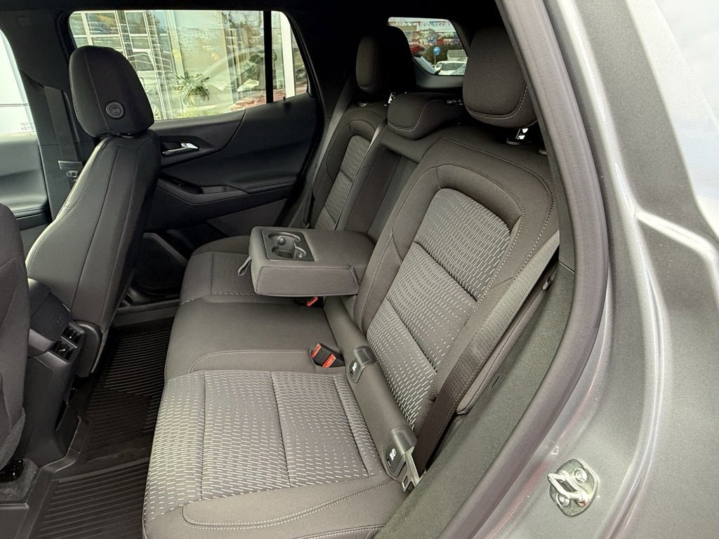 New 2026 Chevrolet Equinox LT w/ LPO, Floor Liner Package image 36