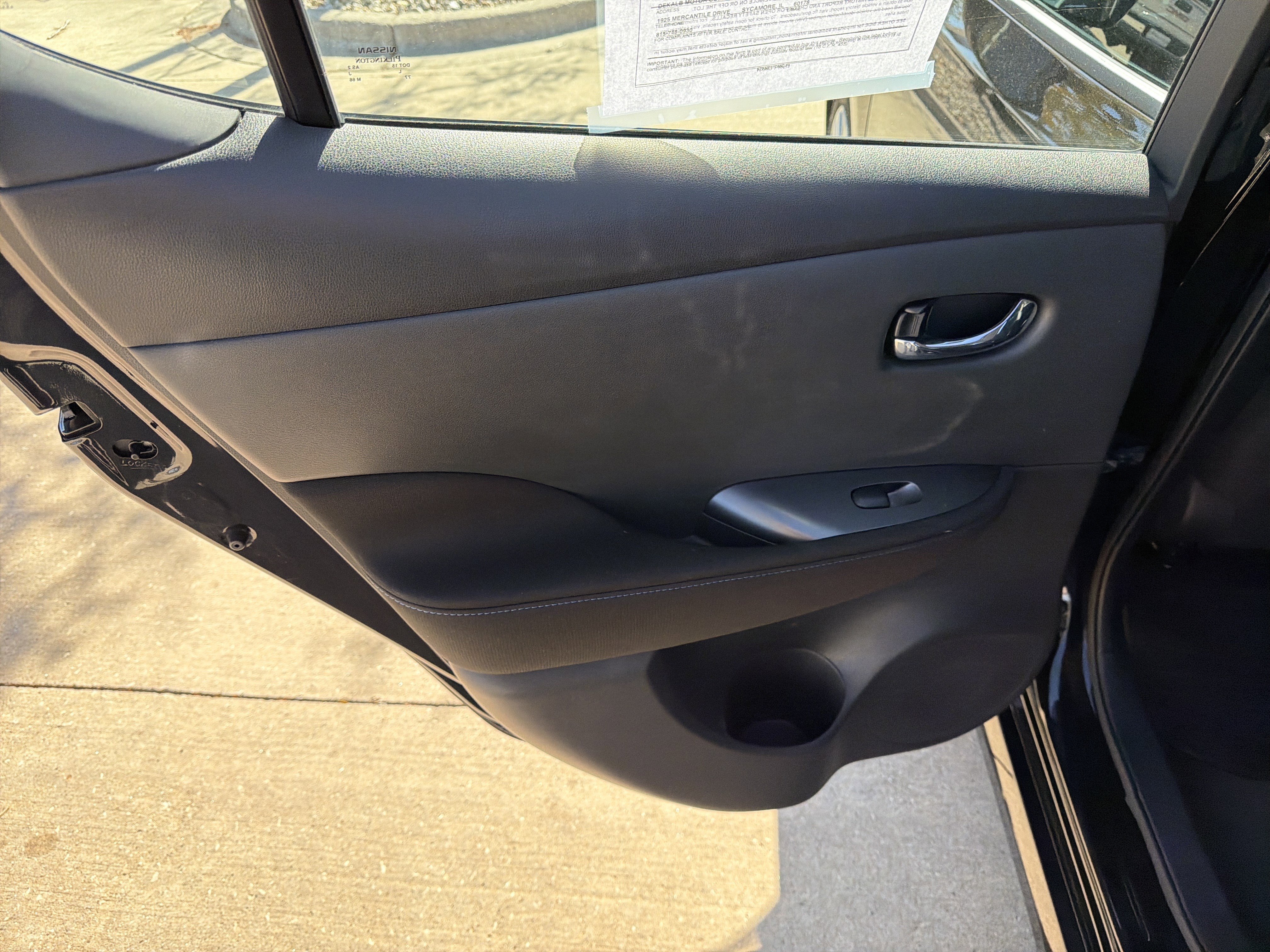 Used 2023 Nissan Leaf S image 10