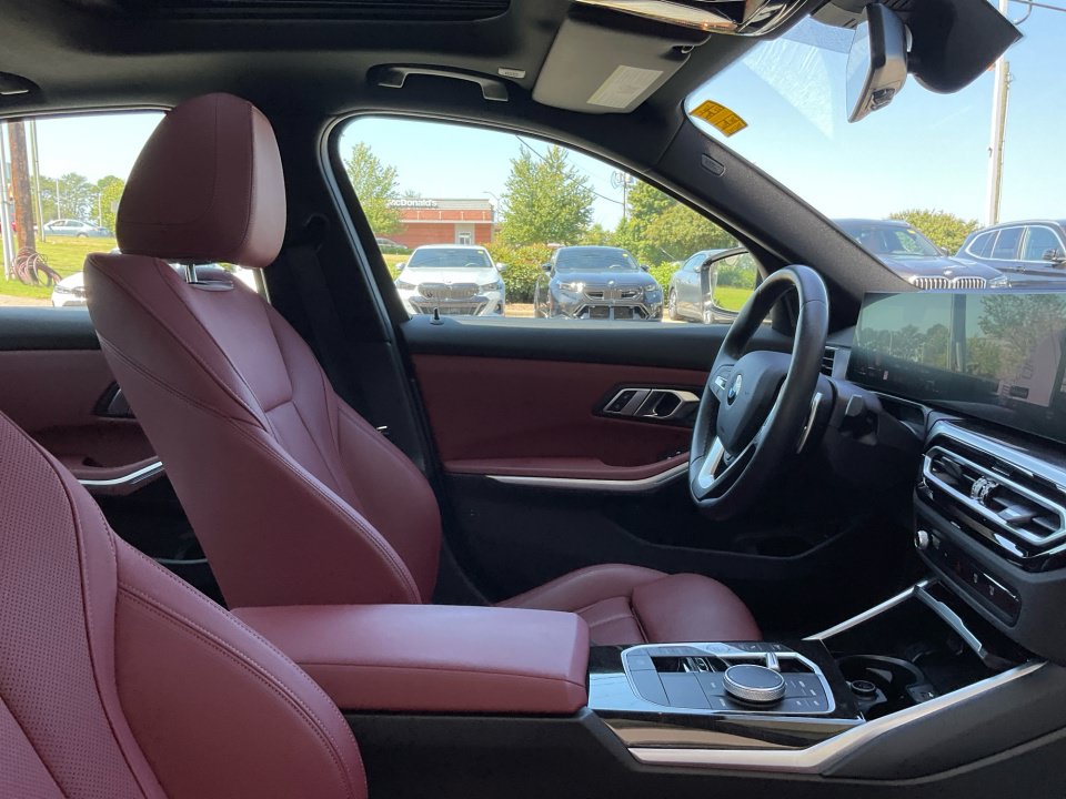 Used 2023 BMW 330i xDrive Sedan w/ Premium Package AWD/4WD image 30