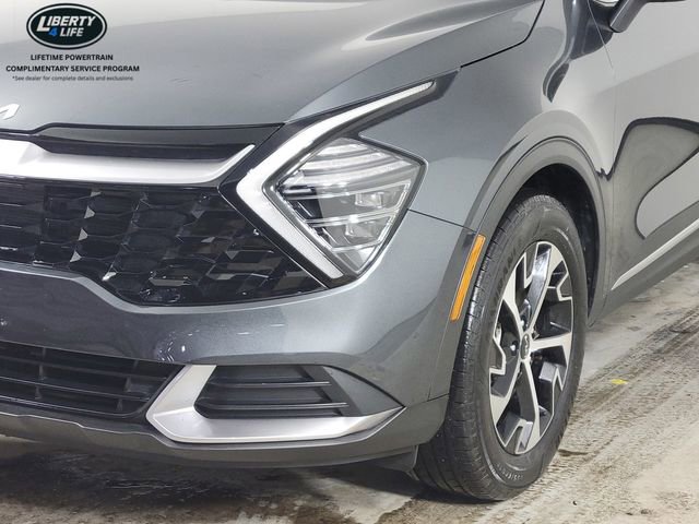 Used 2024 Kia Sportage EX image 9