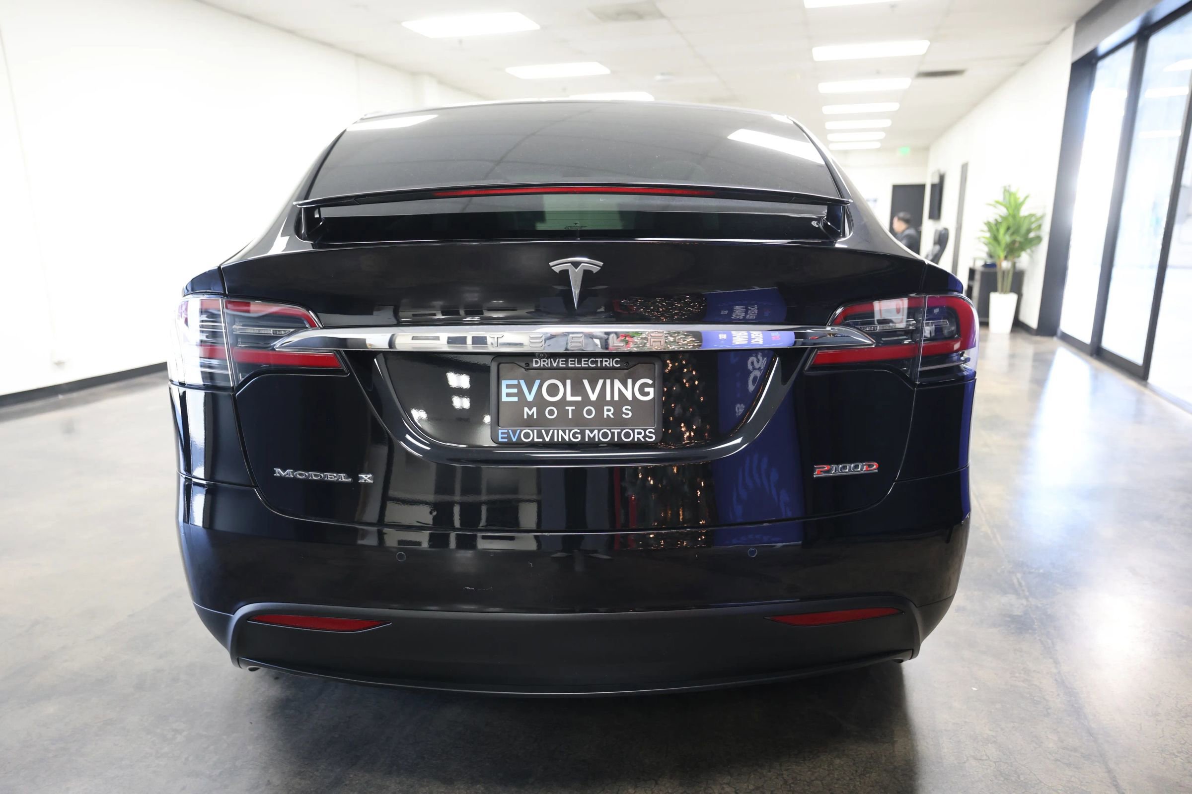 Used 2018 Tesla Model X P100D image 8