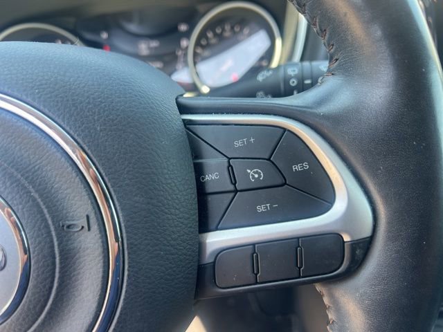 Used 2019 Jeep Compass Limited AWD/4WD image 27