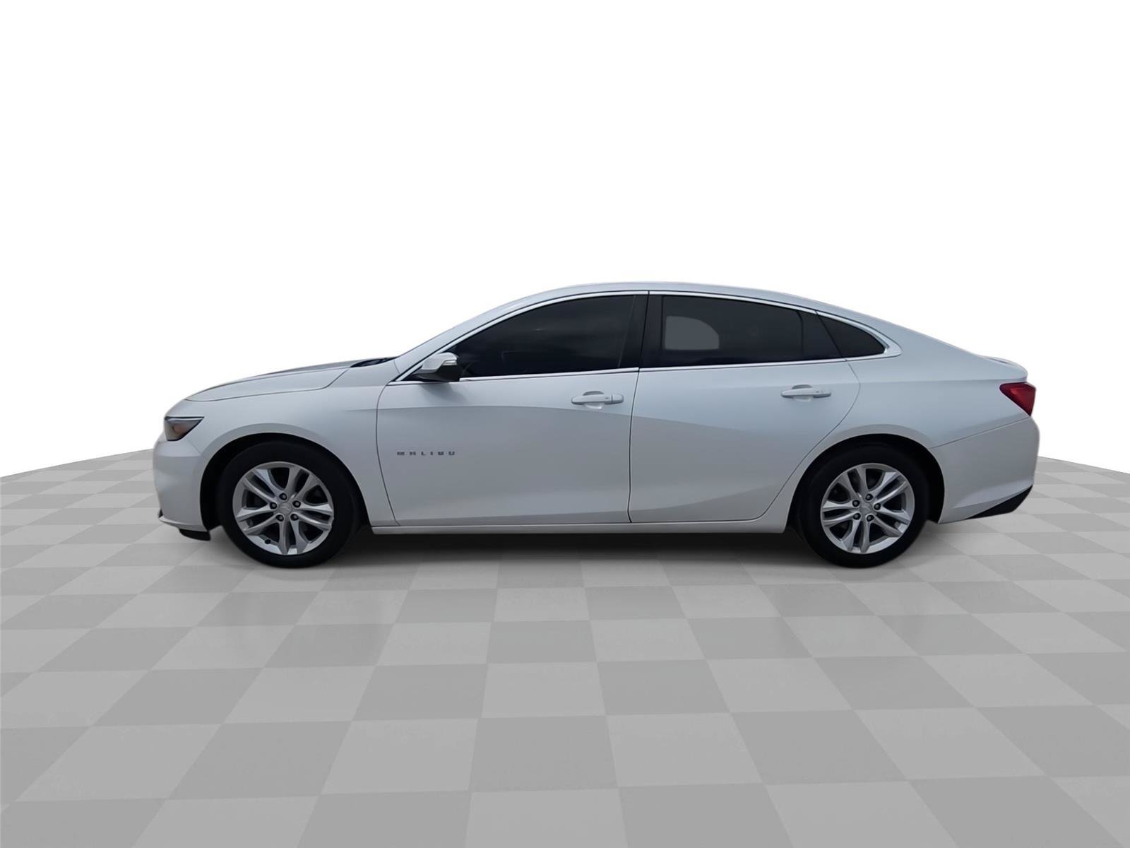 Used 2016 Chevrolet Malibu LT FWD image 5