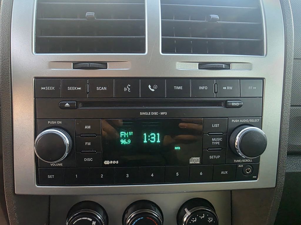 Used 2007 Dodge Nitro SXT image 17