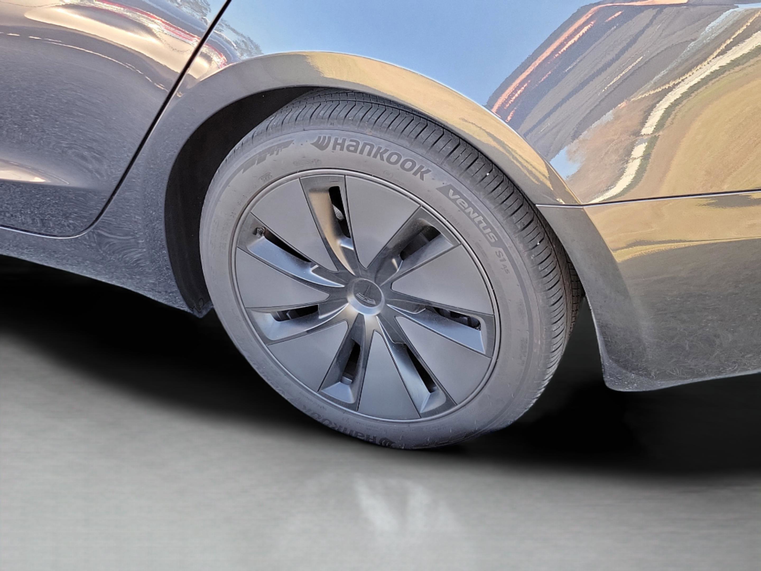 Used 2025 Tesla Model 3 Long Range image 20