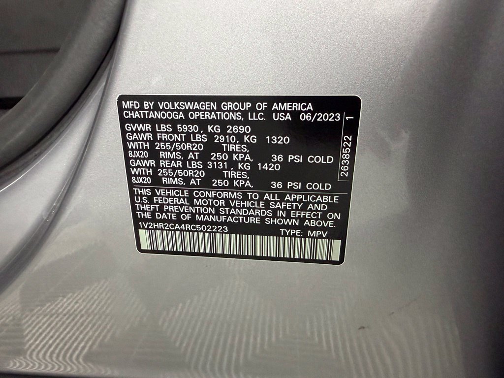 Used 2024 Volkswagen Atlas SE AWD/4WD image 25