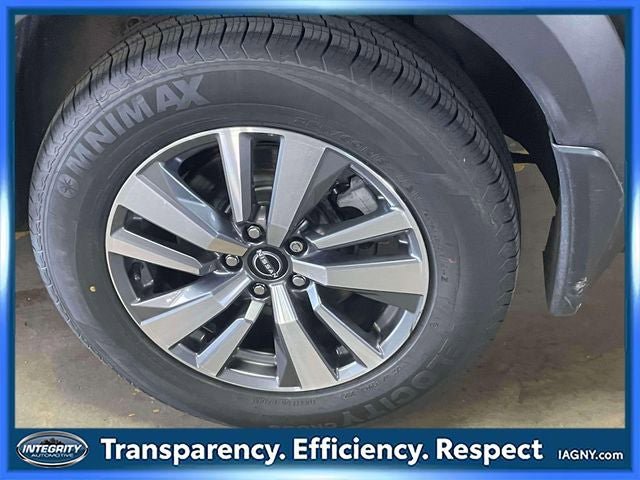 Certified 2024 Nissan Pathfinder SL image 11