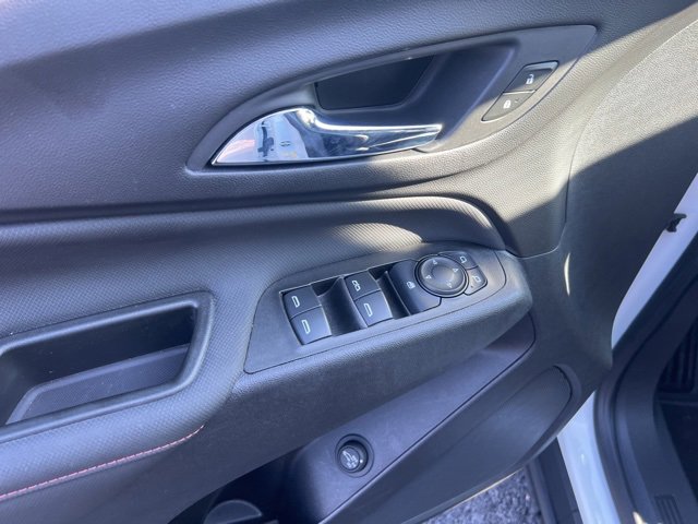Used 2022 Chevrolet Equinox RS image 19