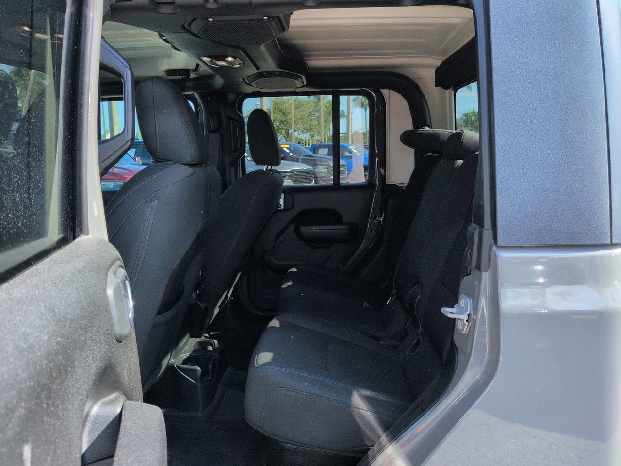 Used 2022 Jeep Gladiator Sport AWD/4WD image 14