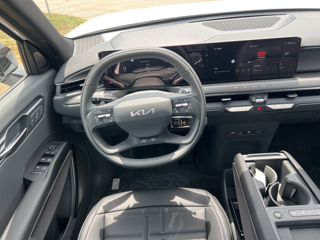 New 2026 Kia EV9 Land w/ Nightfall Edition Package image 11