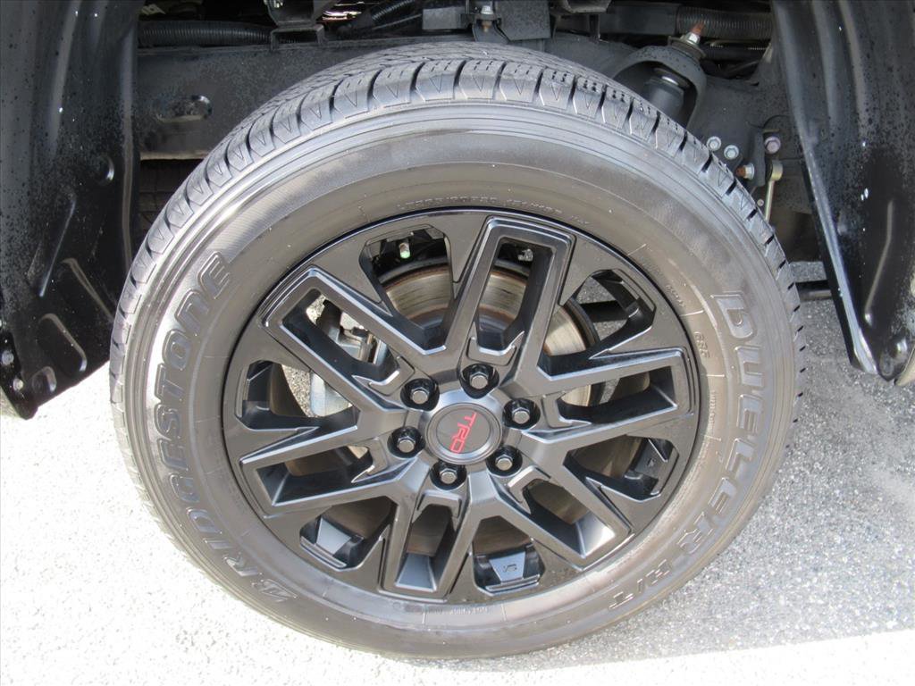 Used 2022 Toyota Tundra SR w/ SR Tow Package image 8