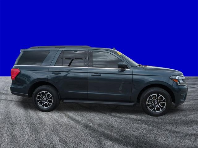 Certified 2024 Ford Expedition XLT RWD image 3