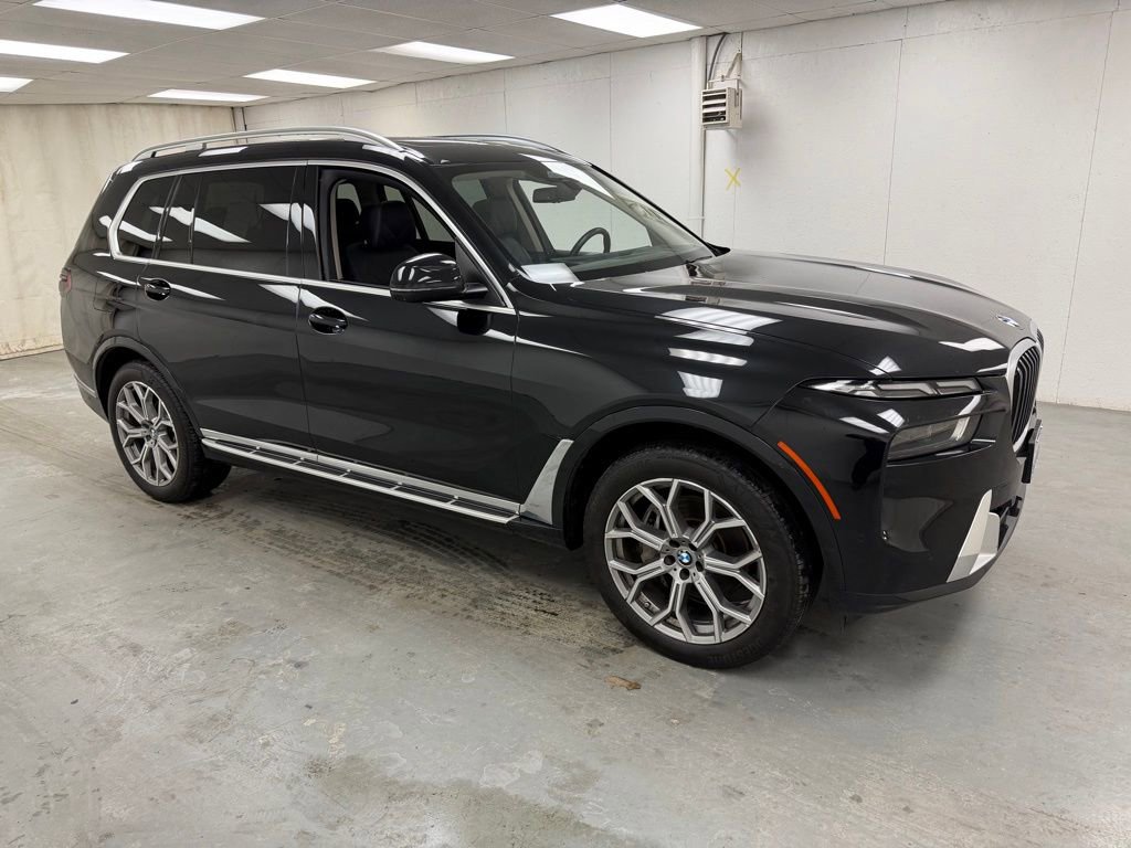 Used 2024 BMW X7 xDrive40i image 9