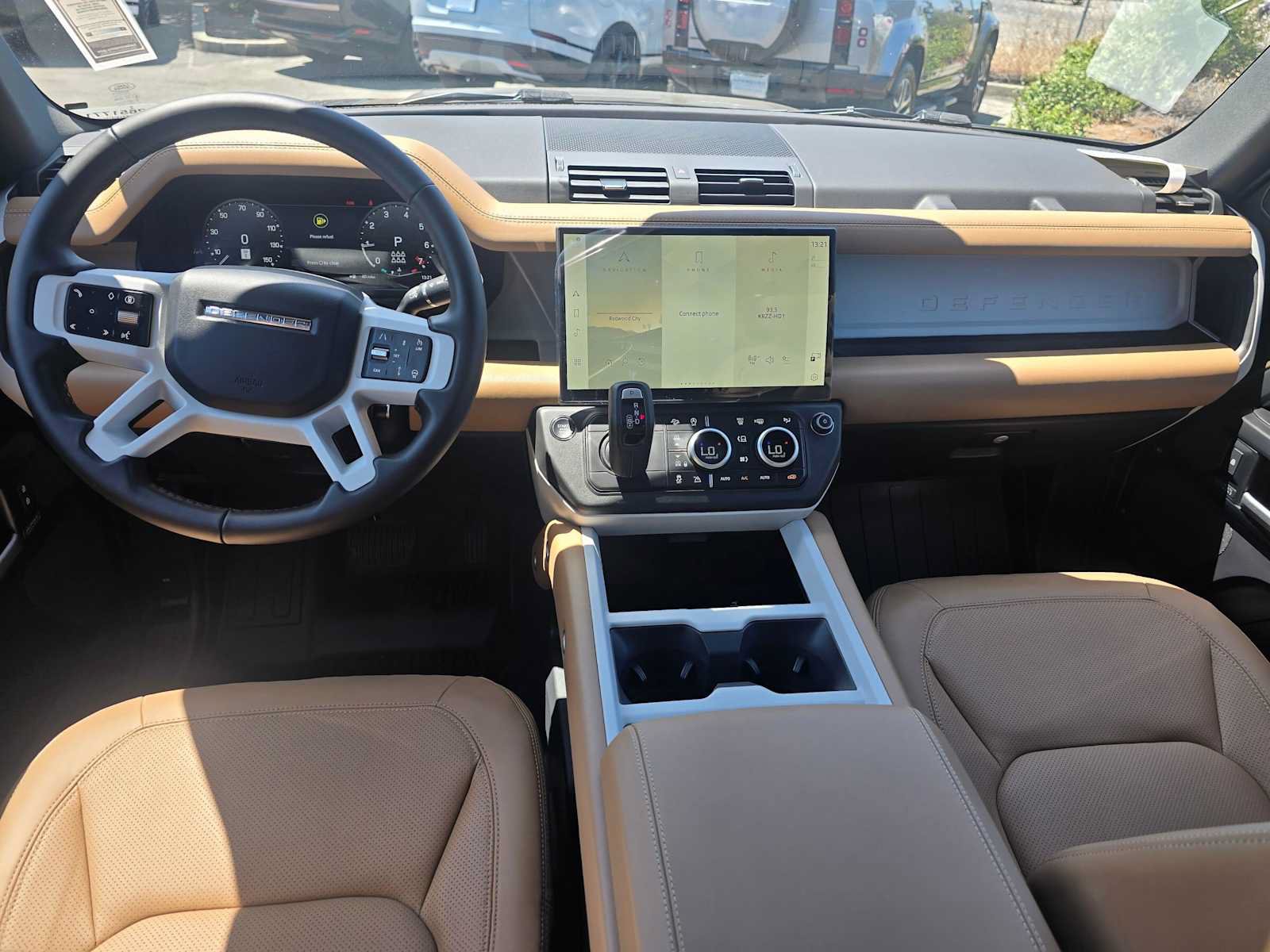 New 2026 Land Rover Defender 130 X-Dynamic SE AWD/4WD image 19
