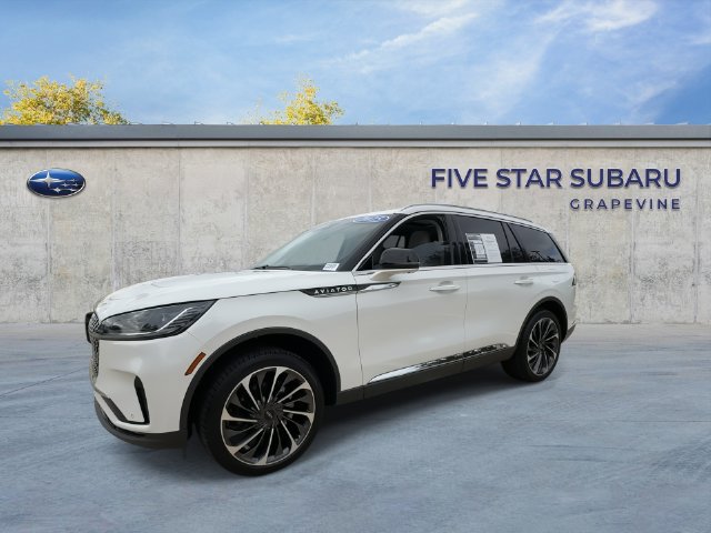 Used 2025 Lincoln Aviator Reserve w/ Equipment Group 201A AWD/4WD image 4