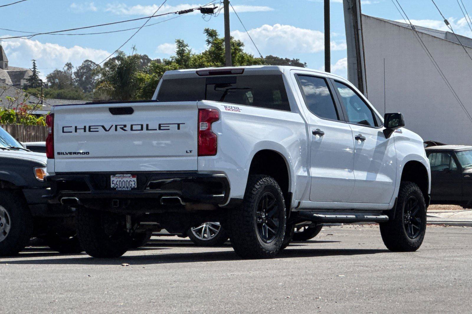 Used 2021 Chevrolet Silverado 1500 LT Trail Boss w/ Convenience Package II image 4