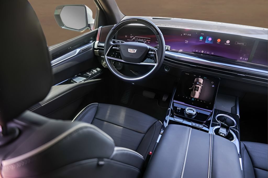 Certified 2025 Cadillac Escalade Sport w/ Touring Package AWD/4WD image 27