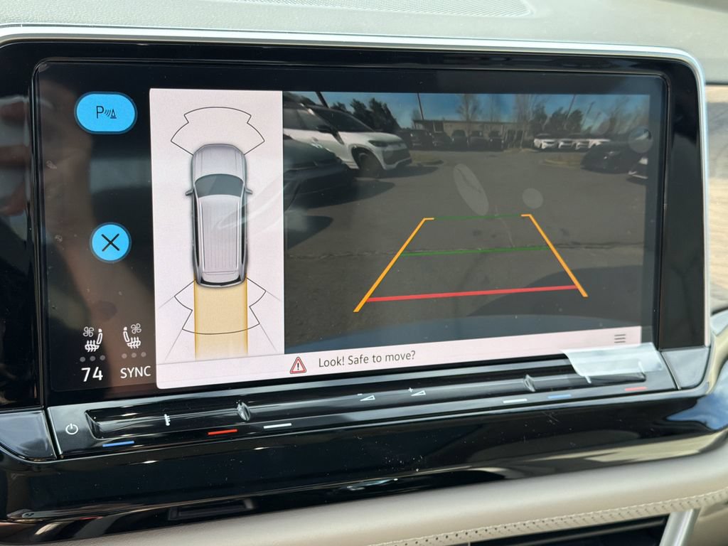 New 2026 Volkswagen Atlas SE FWD image 29