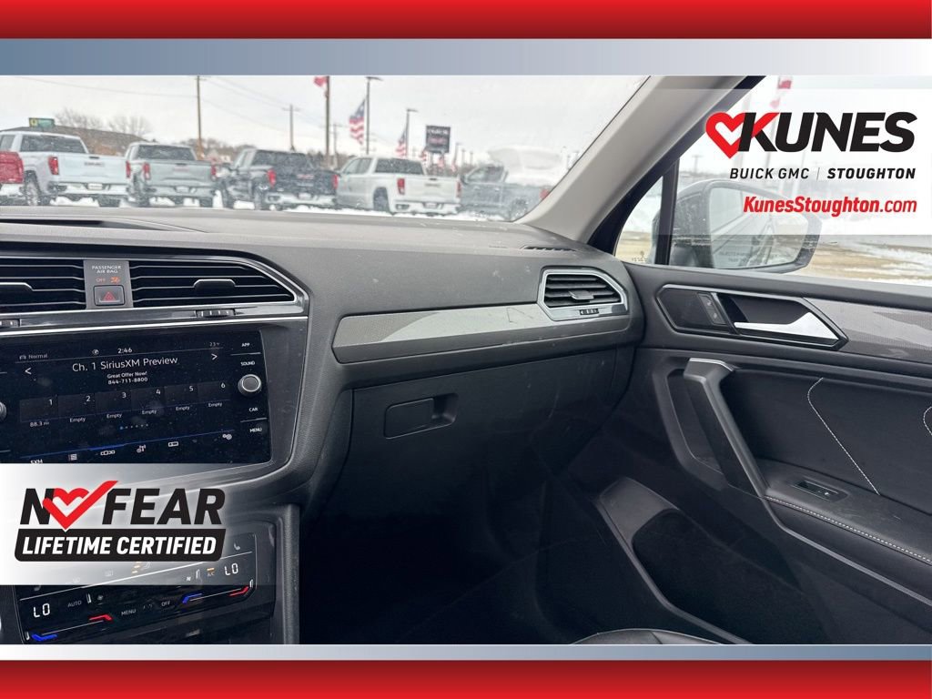 Used 2024 Volkswagen Tiguan Wolfsburg Edition image 40