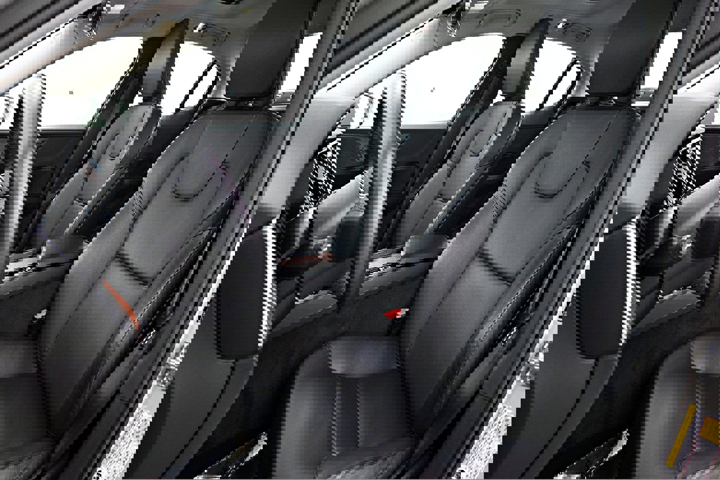 Used 2019 Volvo S60 T6 Momentum w/ Multimedia Package image 6