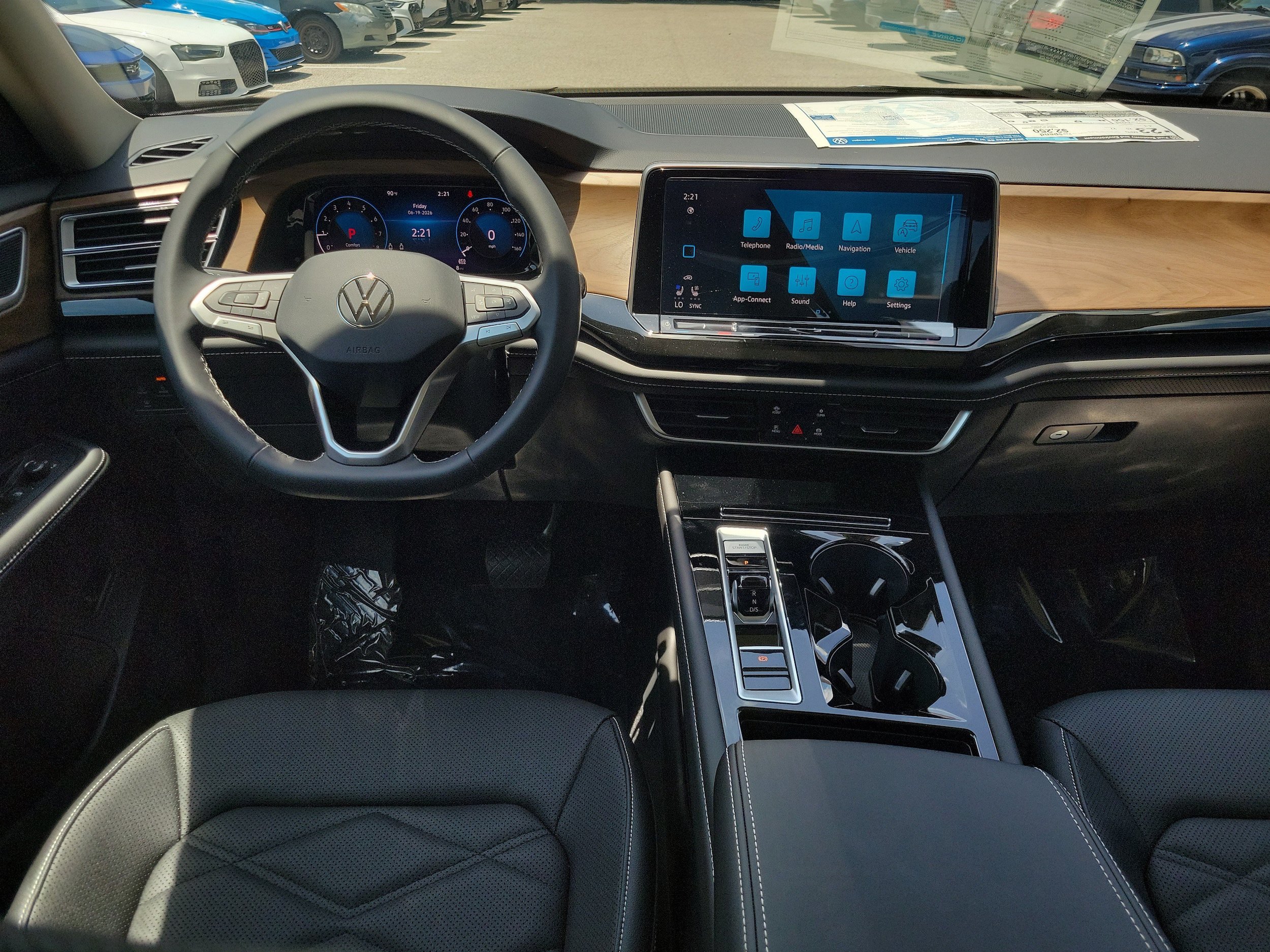 New 2026 Volkswagen Atlas SE FWD image 13