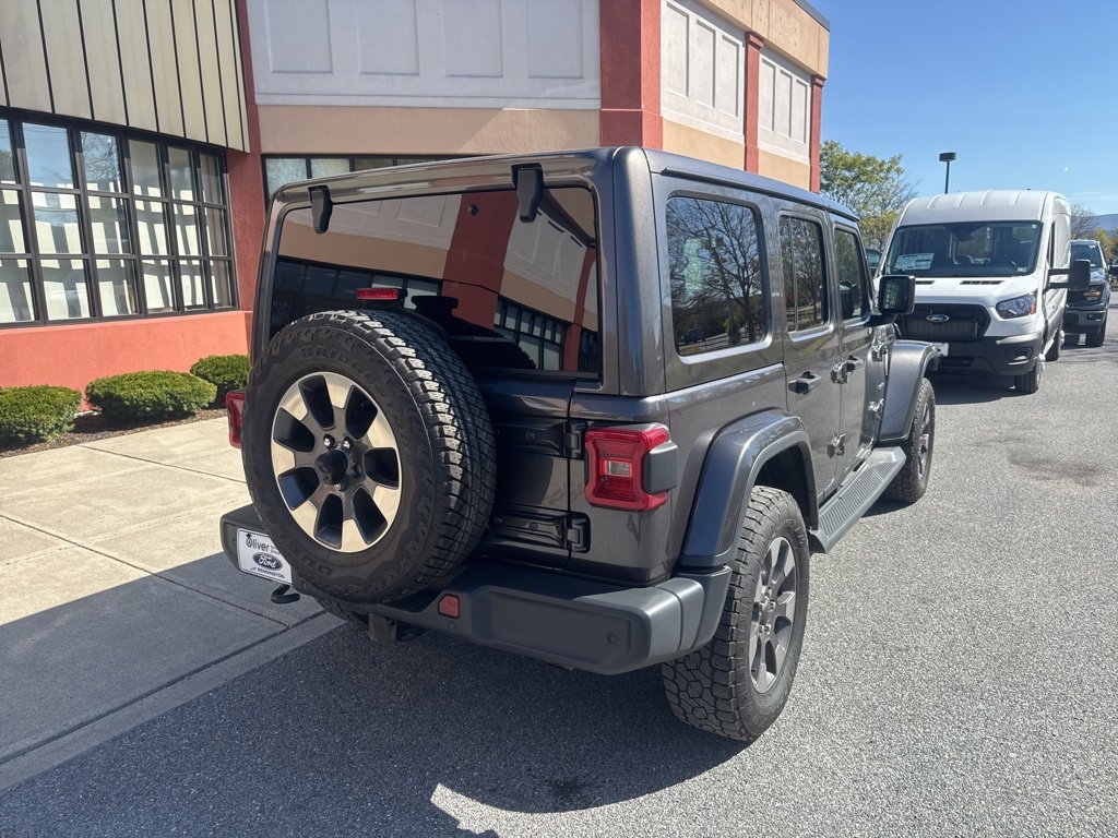 Used 2018 Jeep Wrangler Unlimited Sahara image 7