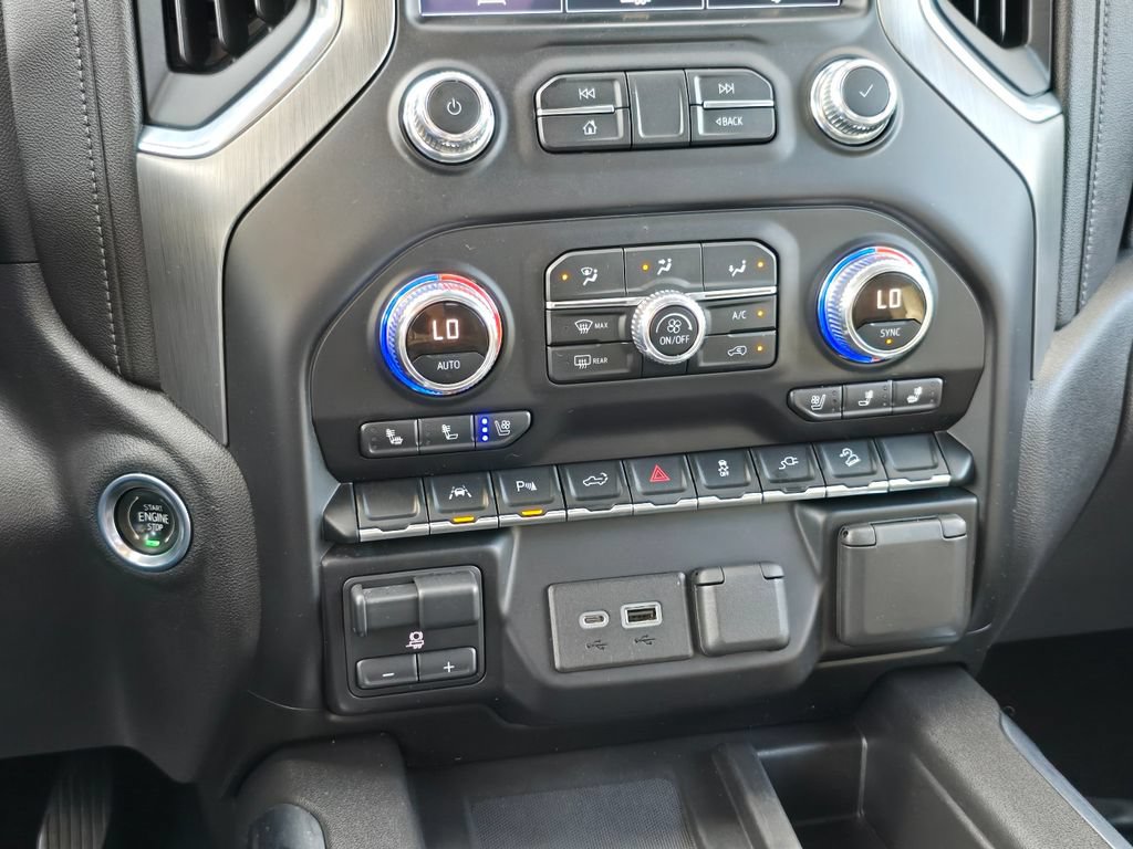 Used 2021 GMC Sierra 1500 Denali w/ Driver Alert Package II AWD/4WD image 18
