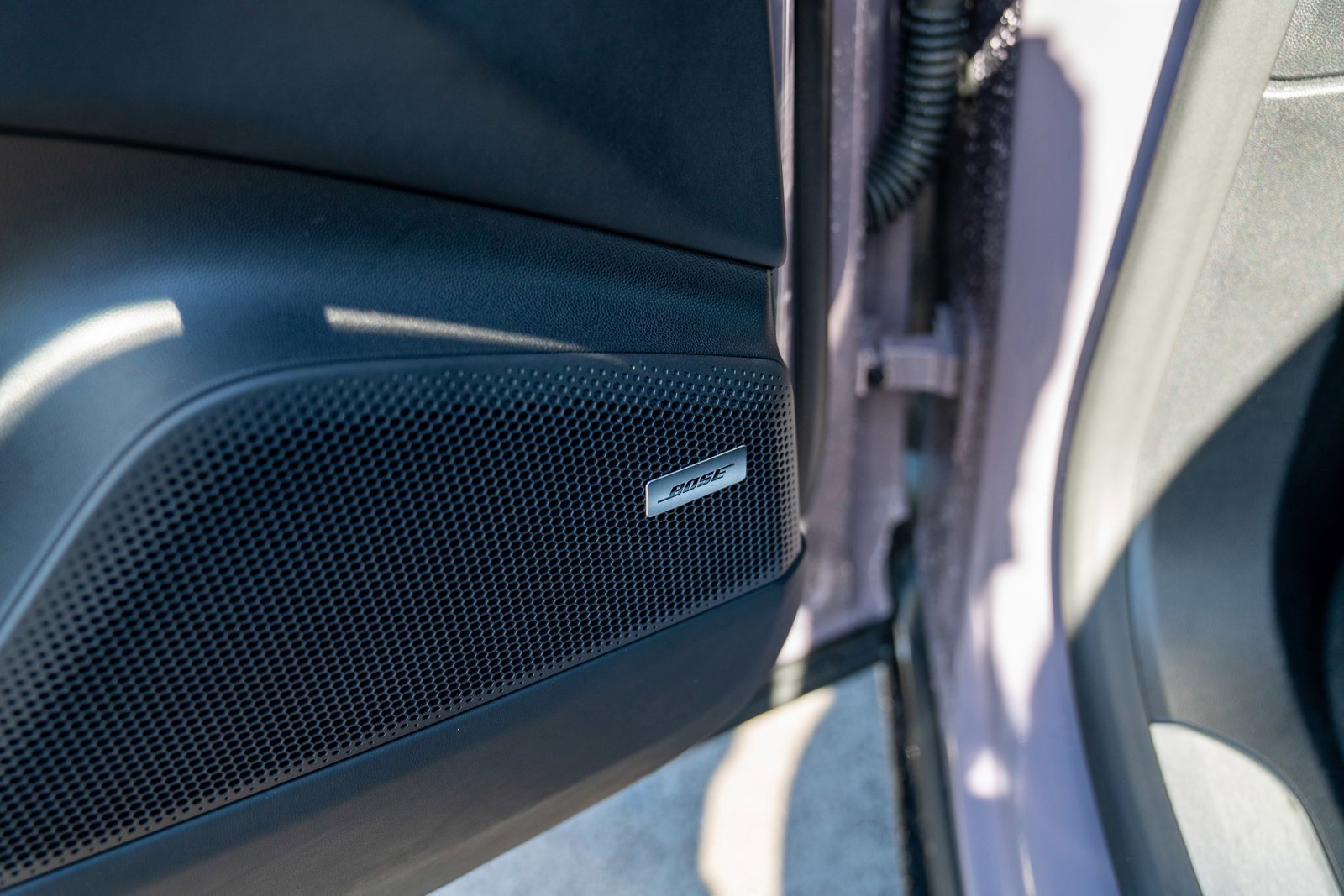 Certified 2025 Porsche Macan 4 Electric AWD/4WD image 11