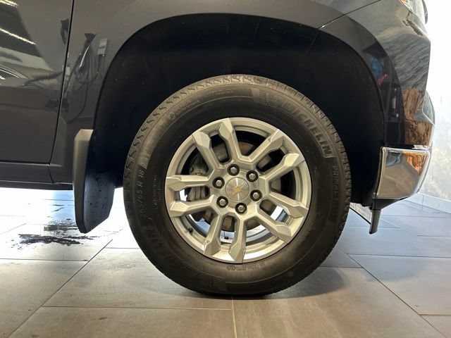 Used 2022 Chevrolet Silverado 1500 LT AWD/4WD image 38