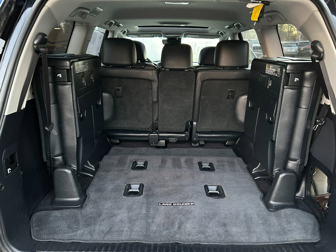 Used 2016 Toyota Land Cruiser 4WD image 19