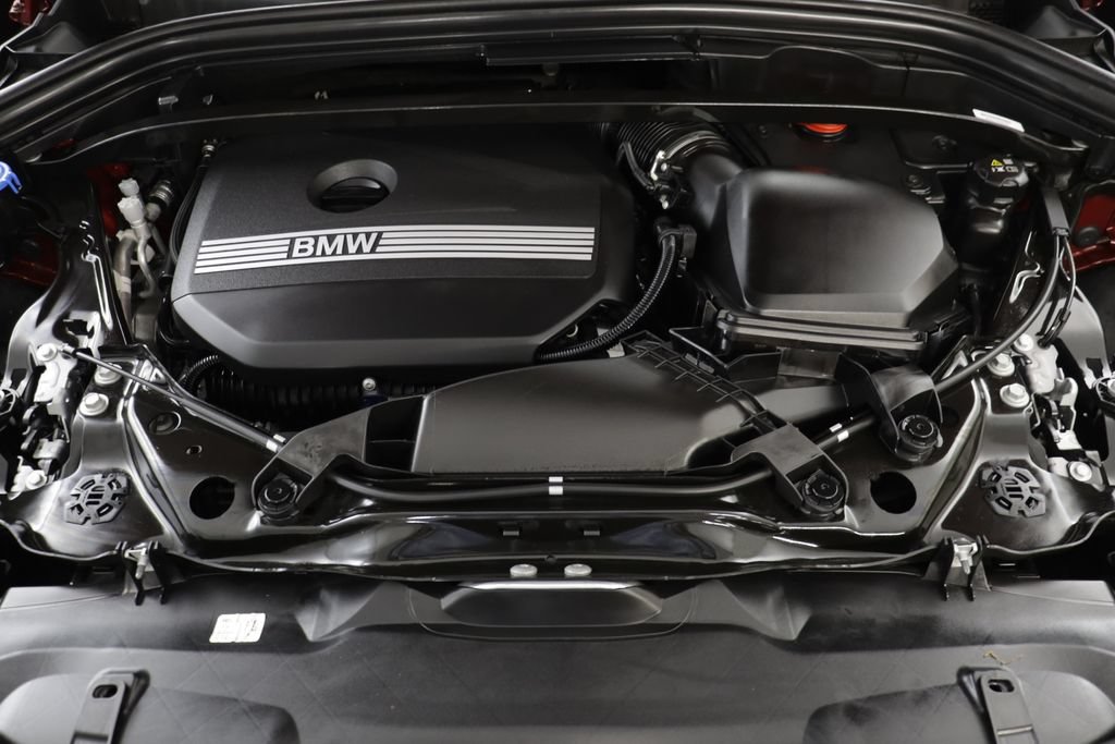 Certified 2025 BMW X2 xDrive28i AWD/4WD image 21