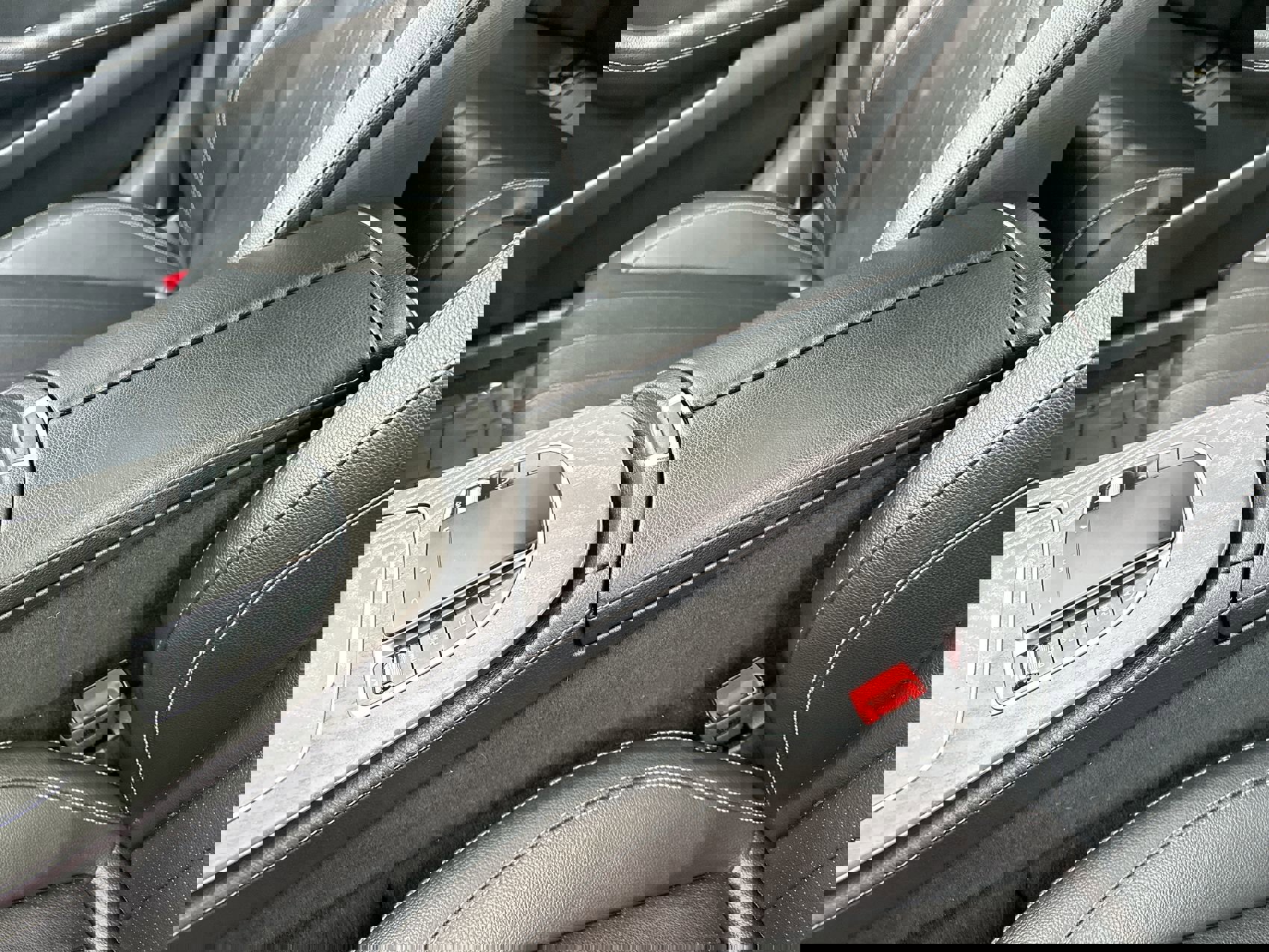 Used 2022 Mercedes-Benz E 350 Sedan image 21