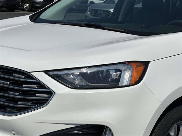 Used 2023 Ford Edge Titanium AWD/4WD image 7