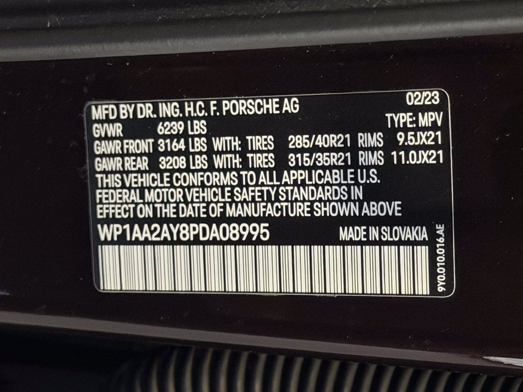 Certified 2023 Porsche Cayenne Platinum Edition AWD/4WD image 27