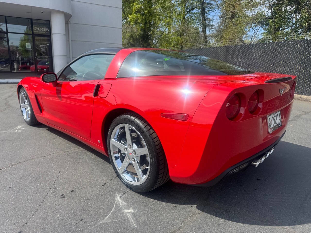 Used 2008 Chevrolet Corvette Coupe w/ Preferred Equipment Group RWD image 3