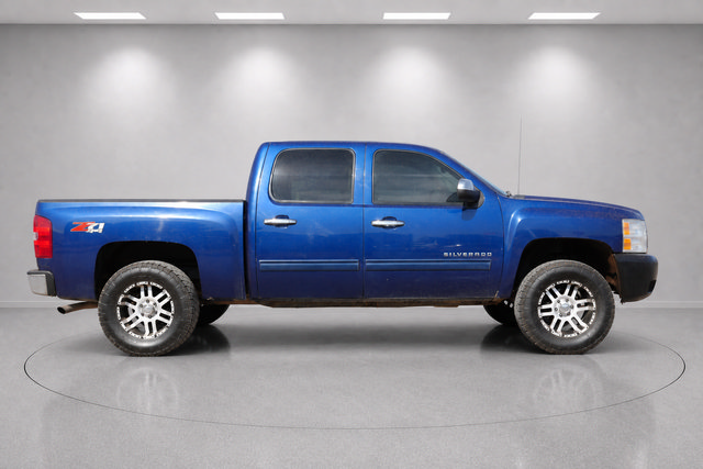 Used 2012 Chevrolet Silverado 1500 LTZ w/ LTZ Plus Package AWD/4WD image 2